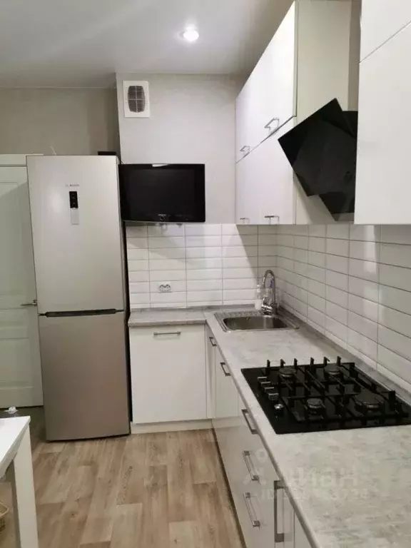 3-к кв. Ульяновская область, Ульяновск Камышинская ул., 56 (76.0 м) - Фото 1
