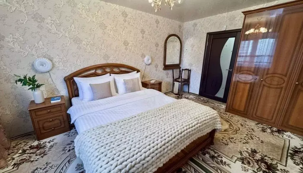 4-к кв. Татарстан, Казань ул. Юлиуса Фучика, 2 (82.7 м) - Фото 1