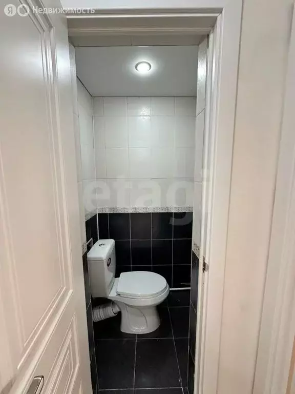 4-комнатная квартира: Назрань, проспект Идриса Базоркина, 16Б (87 м) - Фото 2