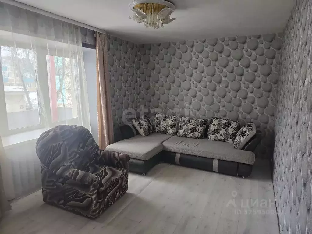 2-к кв. Татарстан, Альметьевск просп. Габдуллы Тукая, 54А (41.7 м) - Фото 2