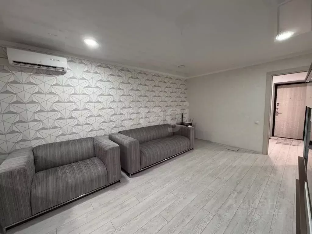 1-к кв. Воронежская область, Воронеж ул. Антонова-Овсеенко, 31 (42.9 ... - Фото 1