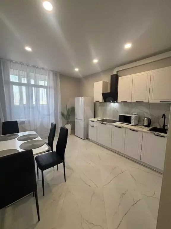 1-к. квартира, 40 м, 11/22 эт. - Фото 0