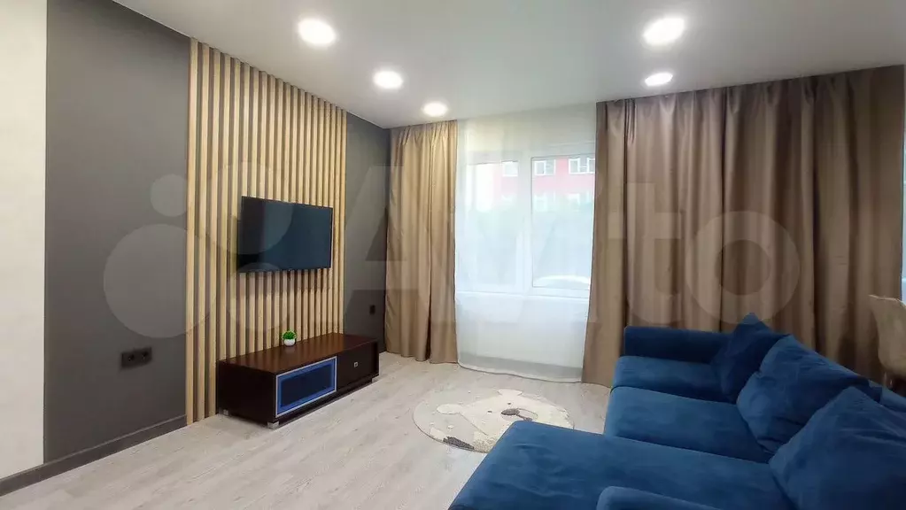 3-к. квартира, 71 м, 1/9 эт. - Фото 0