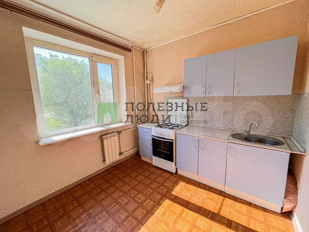 2-к. квартира, 55 м, 3/10 эт. - Фото 0