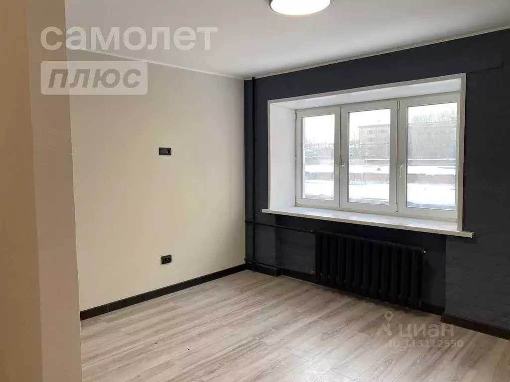 Студия Тюменская область, Тюмень ул. Мельникайте, 83 (20.6 м) - Фото 1