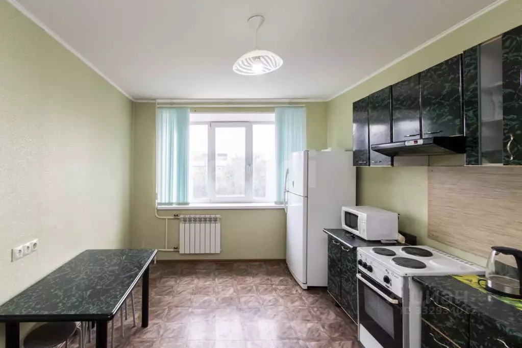2-к кв. Тюменская область, Тюмень Холодильная ул., 118 (58.4 м) - Фото 1