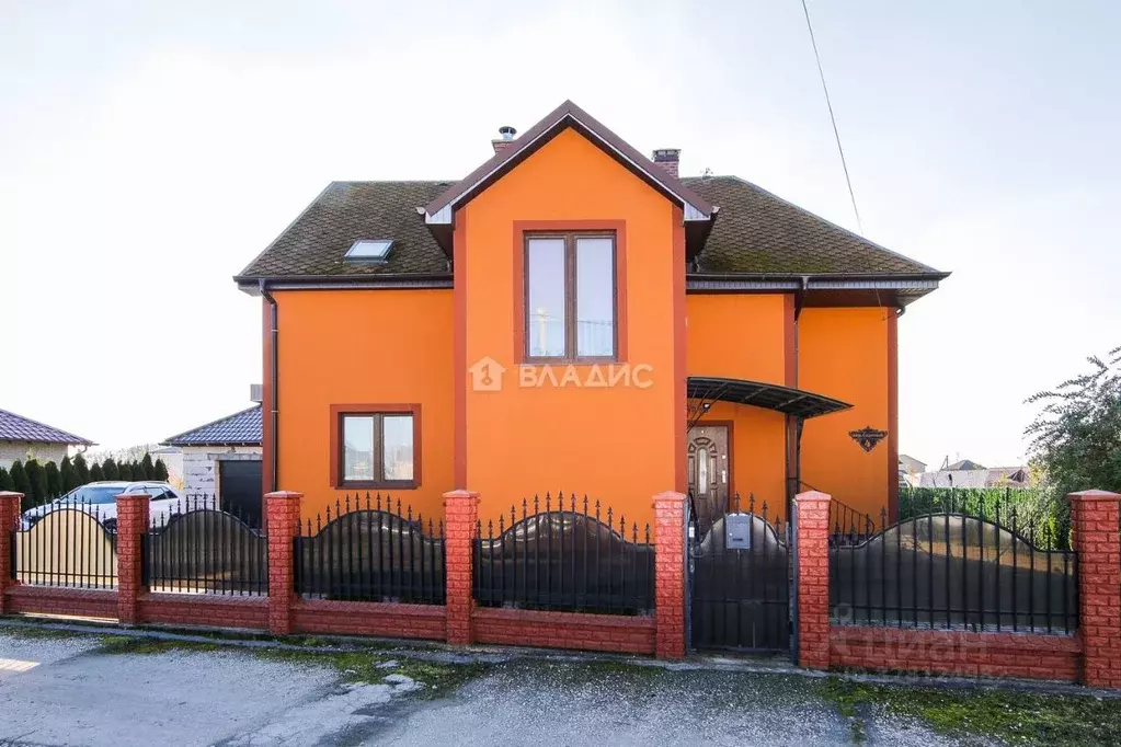 Дом в Калининградская область, Гурьевский муниципальный округ, пос. ... - Фото 1