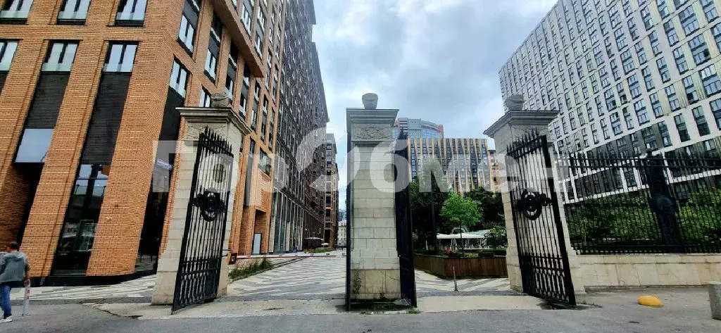 Продается 2-комнатная квартира - Фото 2