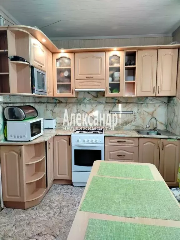 2-к кв. Карелия, Лахденпохья Загородная ул., 7Б (53.8 м) - Фото 1