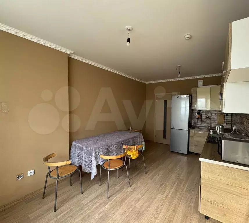 2-к. квартира, 60 м, 22/25 эт. - Фото 1