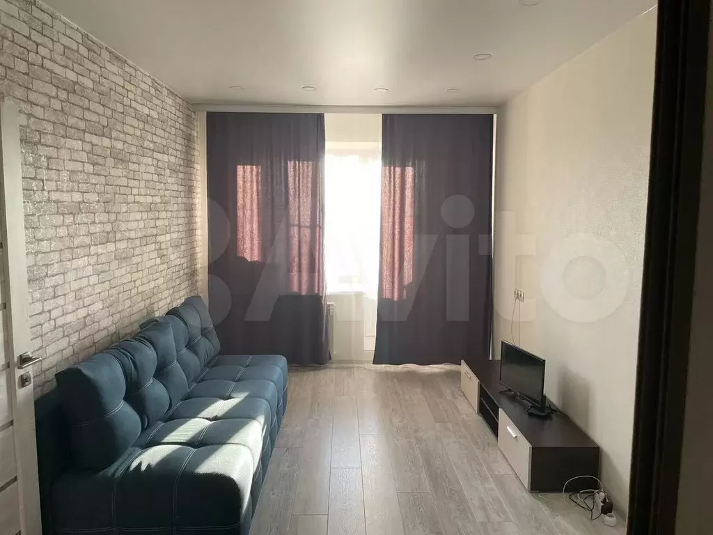 1-к. квартира, 41 м, 4/7 эт. - Фото 0