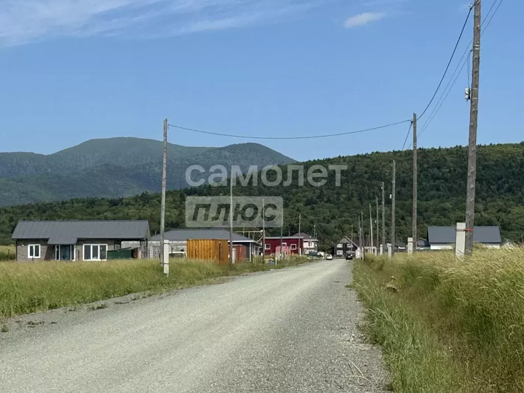 Участок в Сахалинская область, Южно-Сахалинск городской округ, с. ... - Фото 2