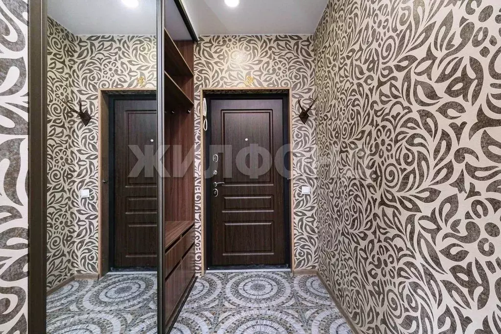 2-к кв. Новосибирская область, Новосибирск ул. Кирова, 346 (57.3 м) - Фото 1