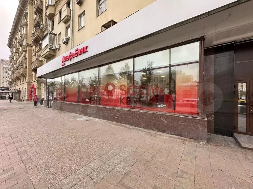 Продам торговое помещение, 237 м - Фото 0