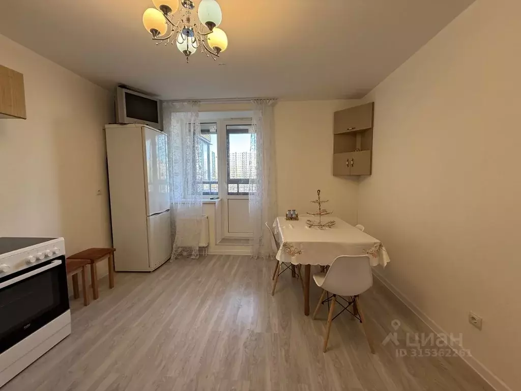 2-к кв. Ленинградская область, Мурино Всеволожский район, ул. Шоссе в ... - Фото 1