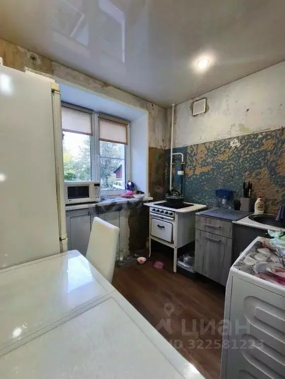 3-к кв. Омская область, Омск Заозерная ул., 12 (57.2 м) - Фото 2