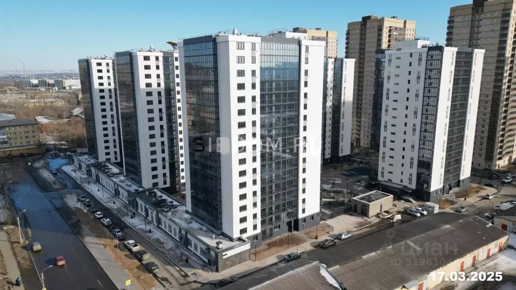 1-к кв. Красноярский край, Красноярск ул. Спандаряна, 1 (67.9 м) - Фото 0