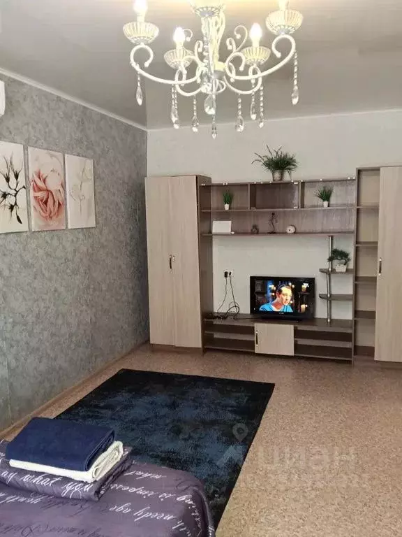 2-к кв. Крым, Симферополь ул. Имени Мате Залки, 15Б (50.0 м) - Фото 1