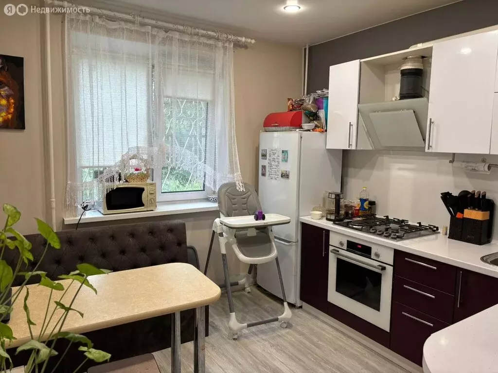 2-комнатная квартира: Череповец, улица Белинского, 25 (52.5 м) - Фото 1