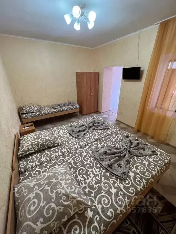 Комната Крым, Черноморский район, с. Межводное ул. Юбилейная, 1А - Фото 1