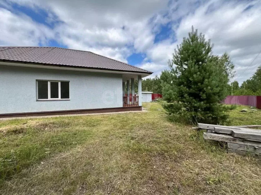 Дом в Курганская область, Кетовский муниципальный округ, с. Лесниково ... - Фото 1