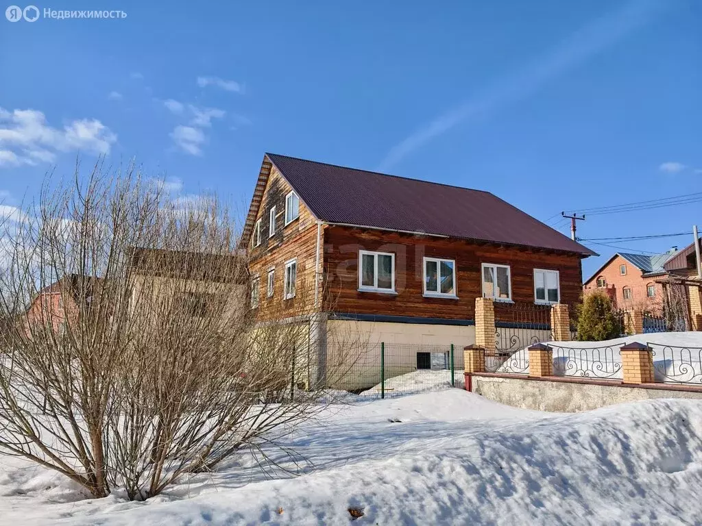 Дом в посёлок Апрель, улица Бориса Пастернака (300 м) - Фото 1