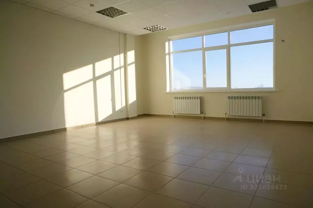 Офис в Тюменская область, Тюмень ул. 30 лет Победы, 38А (37 м) - Фото 1