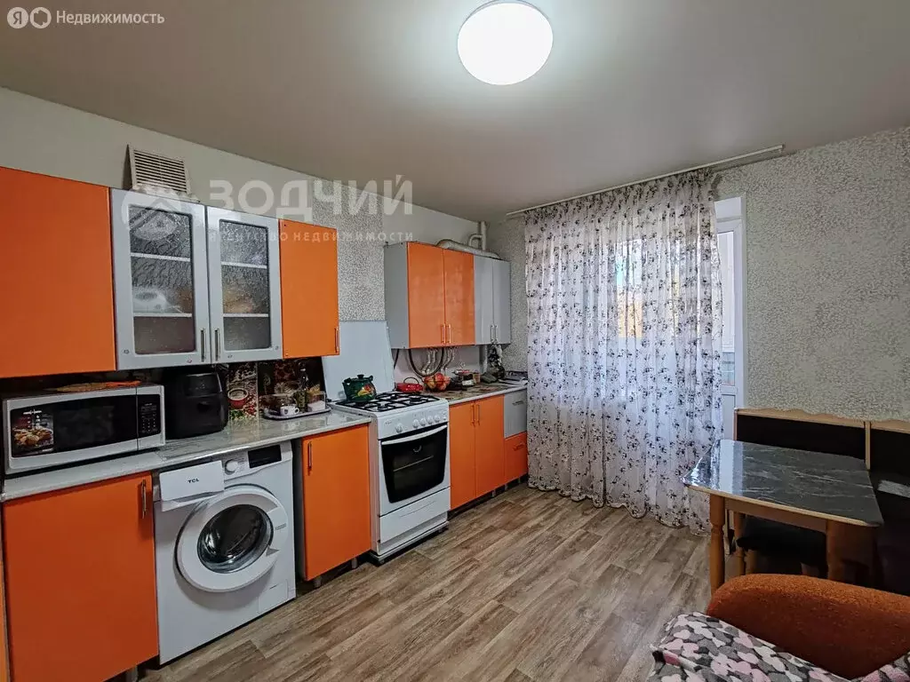 2-комнатная квартира: Канаш, улица 30 лет Чувашии, 12 (57.5 м) - Фото 1