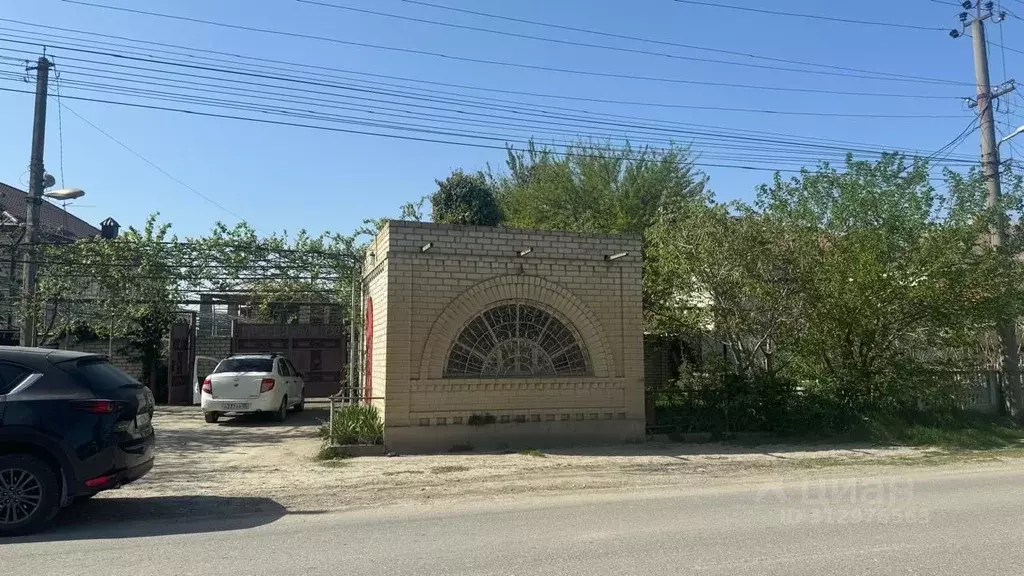 Дом в Дагестан, Кизляр Красноармейская ул., 28 (270 м) - Фото 1