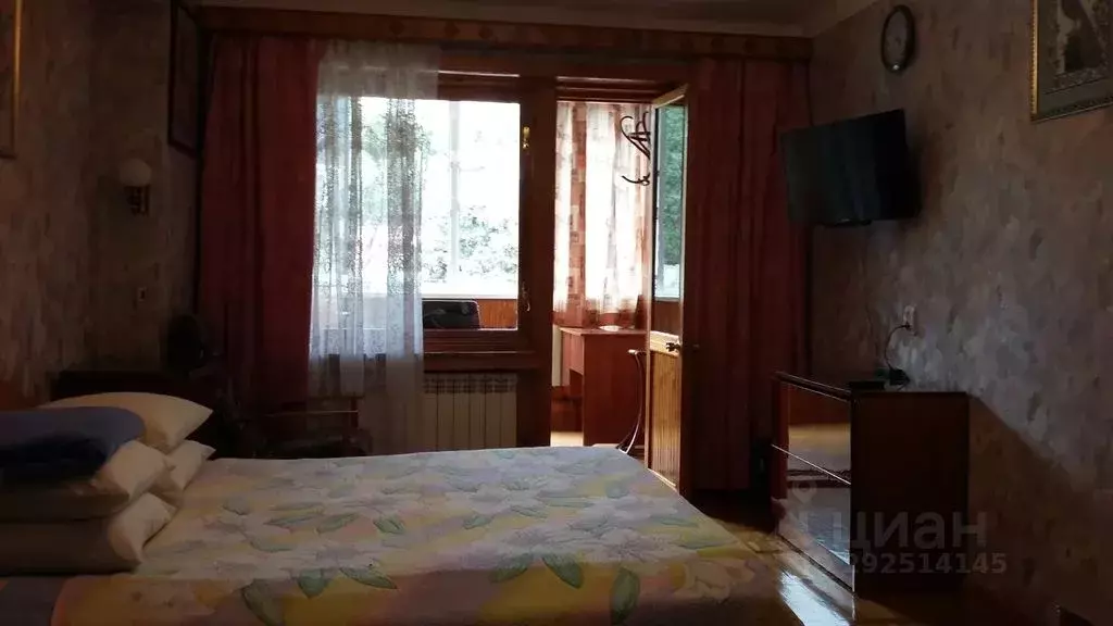 Комната Крым, Ялта ул. Садовая, 28 - Фото 1