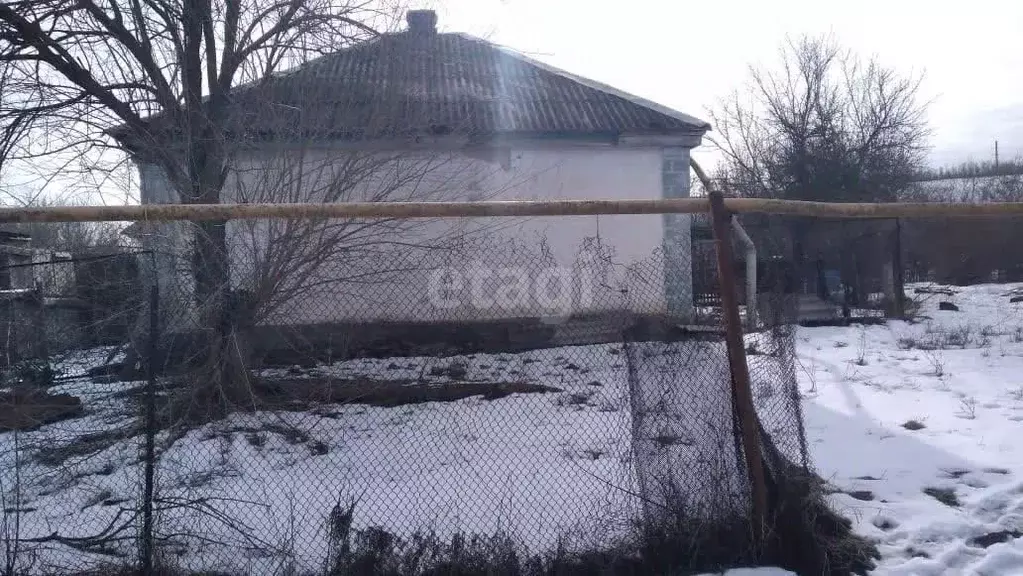 Дом в Ростовская область, Родионово-Несветайское с/пос, Павленков хут. ... - Фото 1