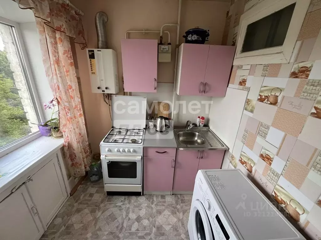 3-к кв. Смоленская область, Смоленск Ново-Краснофлотская ул., 9 (62.9 ... - Фото 1