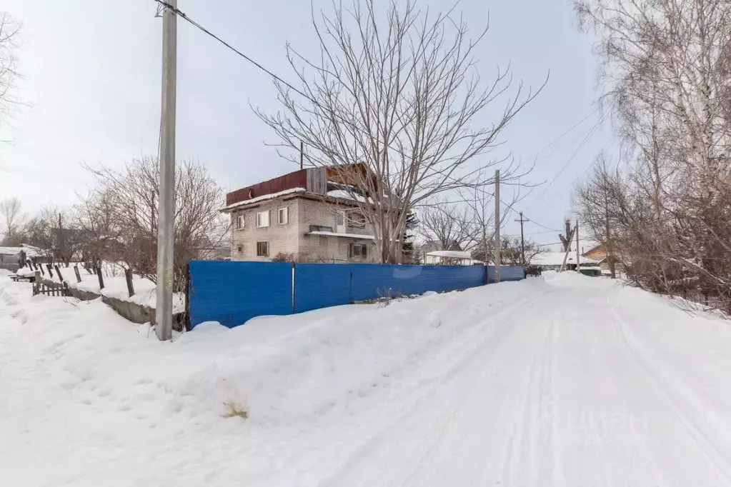 Дом в Алтайский край, Барнаул Затон мкр, Рыбацкий пер., 8 (311 м) - Фото 0