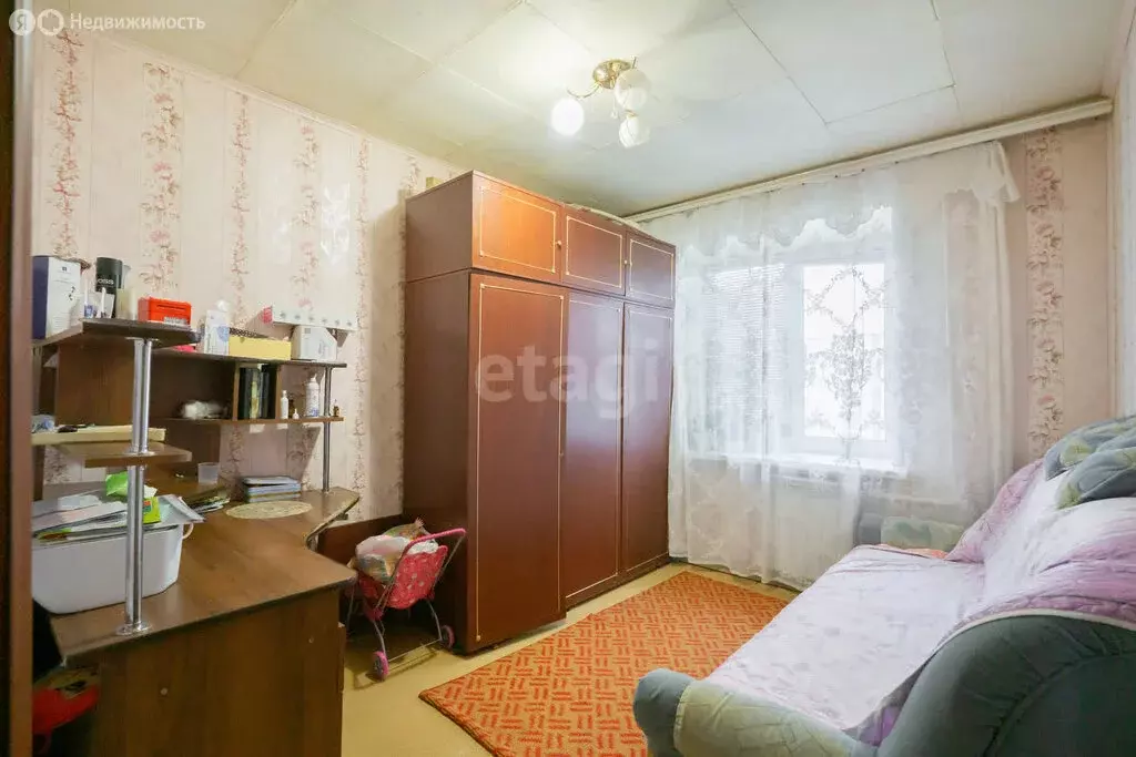 3-комнатная квартира: Елабуга, улица Тази Гиззата, 30 (58.4 м) - Фото 0