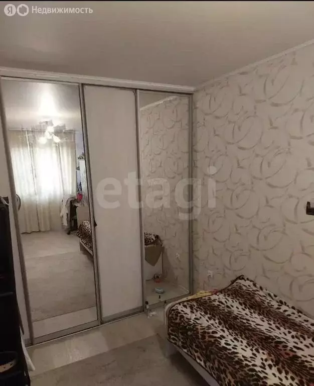2-комнатная квартира: Барнаул, улица Антона Петрова, 180 (45.7 м) - Фото 2