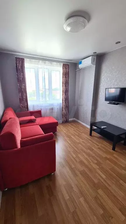 1-к. квартира, 40 м, 7/10 эт. - Фото 0