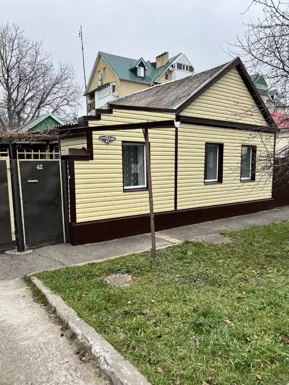 Дом в Ставропольский край, Ставрополь Сухумский проезд, 42 (60 м) - Фото 1
