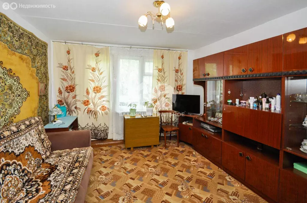 2-комнатная квартира: Новосибирск, Универсальная улица, 8 (43.8 м) - Фото 0