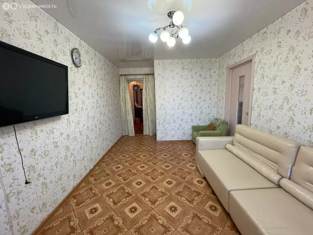 3-комнатная квартира: Ишимбай, улица Чкалова, 15 (50.2 м) - Фото 1