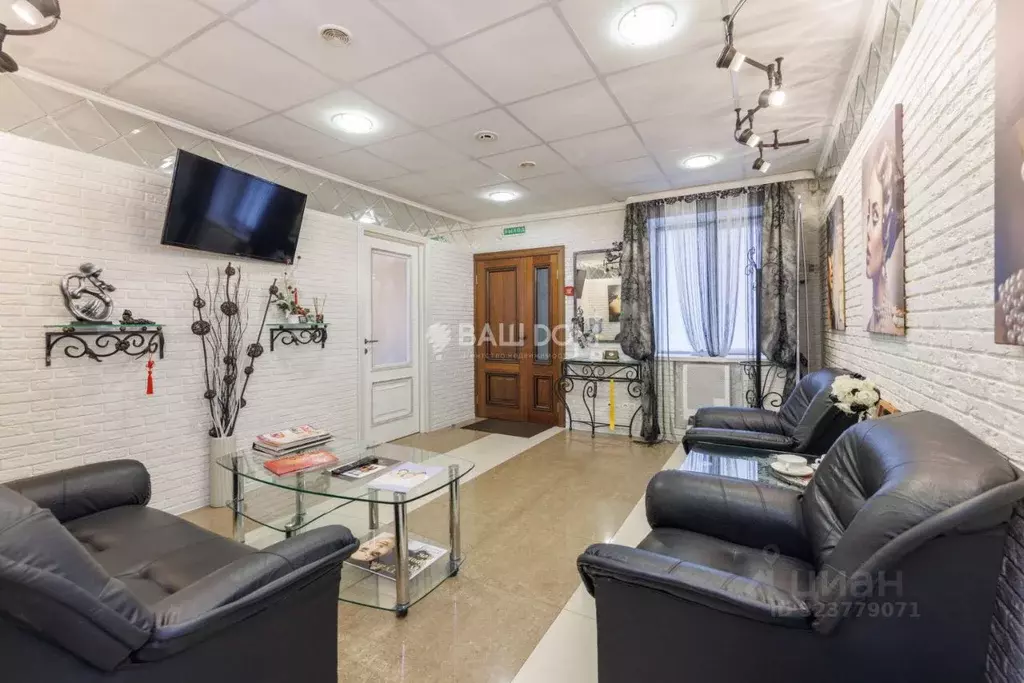 Помещение свободного назначения в Брянская область, Брянск ул. ... - Фото 1