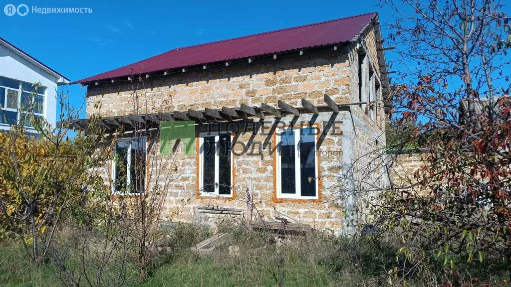 Дом в Республика Крым, Евпатория (140 м) - Фото 1