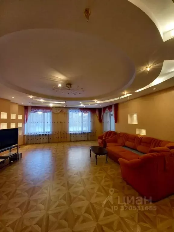 2-к кв. Омская область, Омск ул. 5-й Армии, 6 (115.0 м) - Фото 1