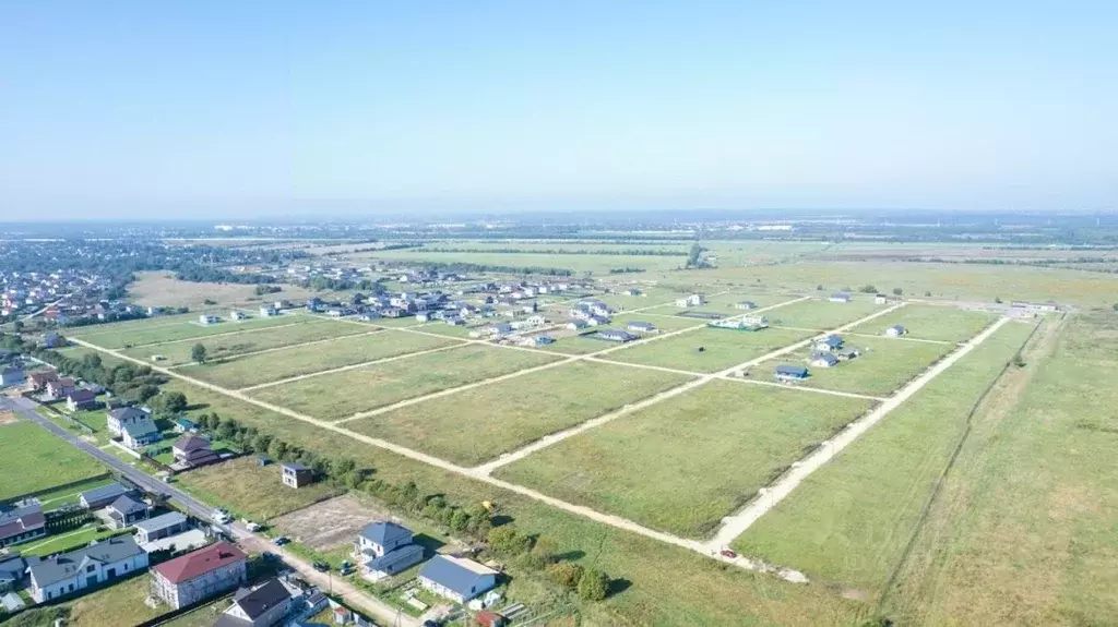 Участок в Ленинградская область, Гатчинский муниципальный округ, д. ... - Фото 1