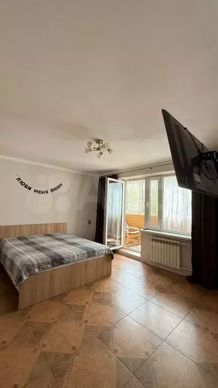 1-к. квартира, 36 м, 1/5 эт. - Фото 1