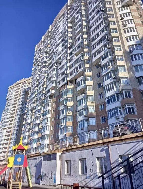 3-к кв. Приморский край, Владивосток ул. Леонова, 66с2 (72.7 м) - Фото 1