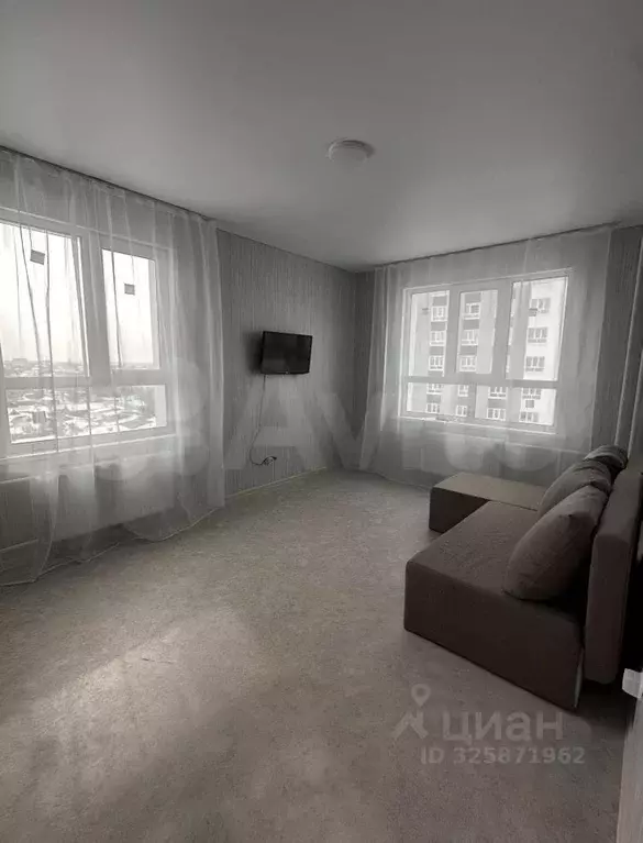 3-к кв. Оренбургская область, Оренбург Комсомольская ул., 198/2 (75.0 ... - Фото 1