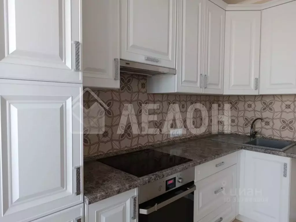2-к кв. Омская область, Омск ул. Красный Путь, 105к3 (52.0 м) - Фото 1