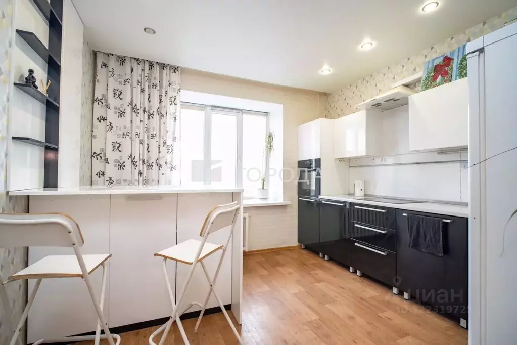 3-к кв. Новосибирская область, Новосибирск Владимировская ул., 21 ... - Фото 2