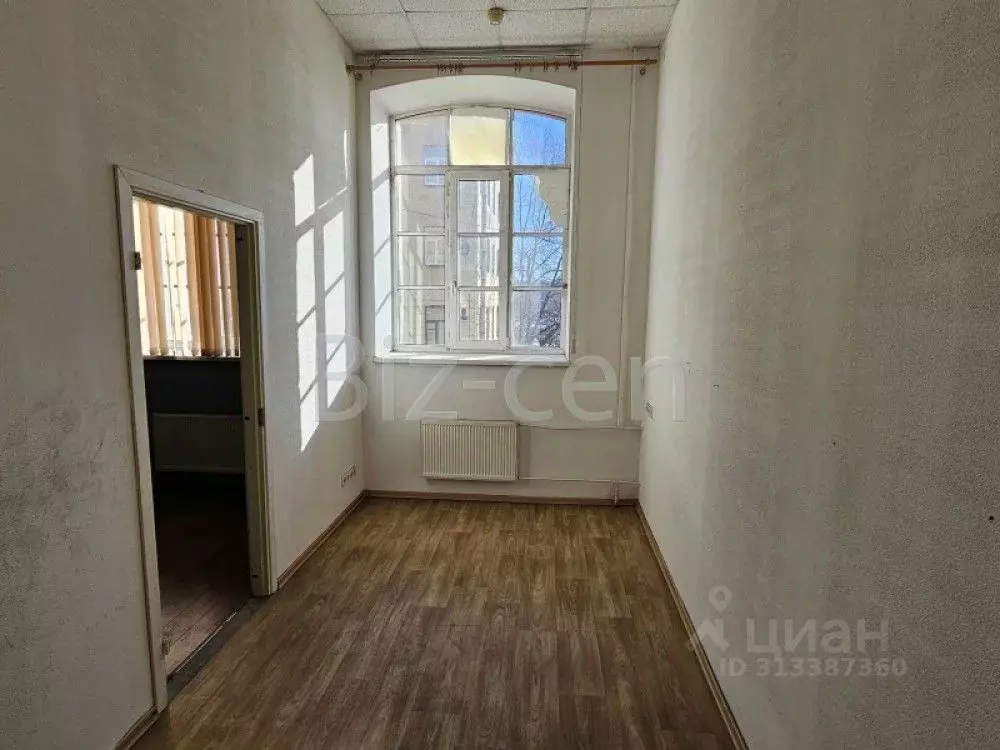 Офис в Санкт-Петербург Звенигородская ул., 9-11 (16 м) - Фото 0