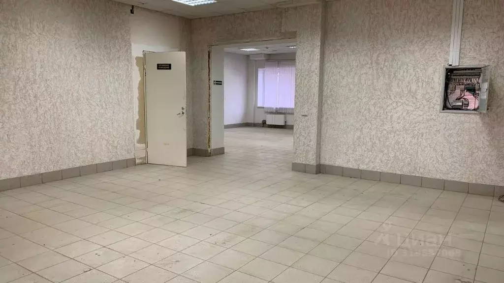 Помещение свободного назначения в Саратовская область, Саратов ул. ... - Фото 1